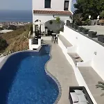 Villa Paradise