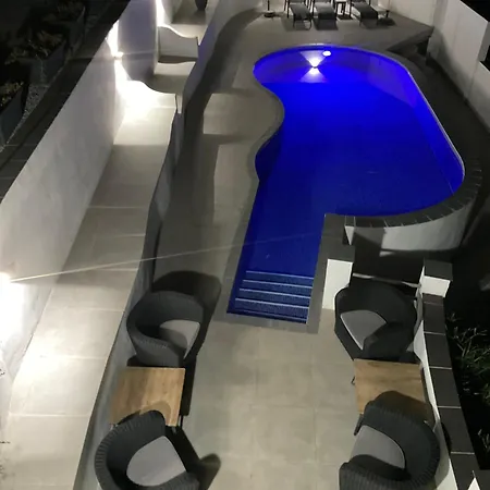 Paradise Villa *