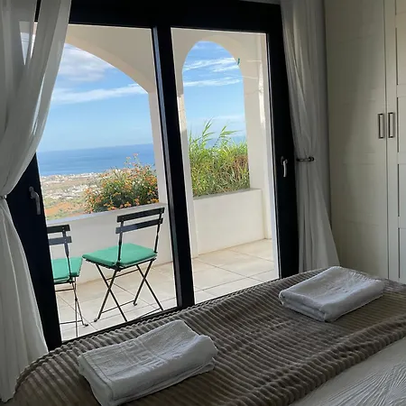 Villa Paradise *